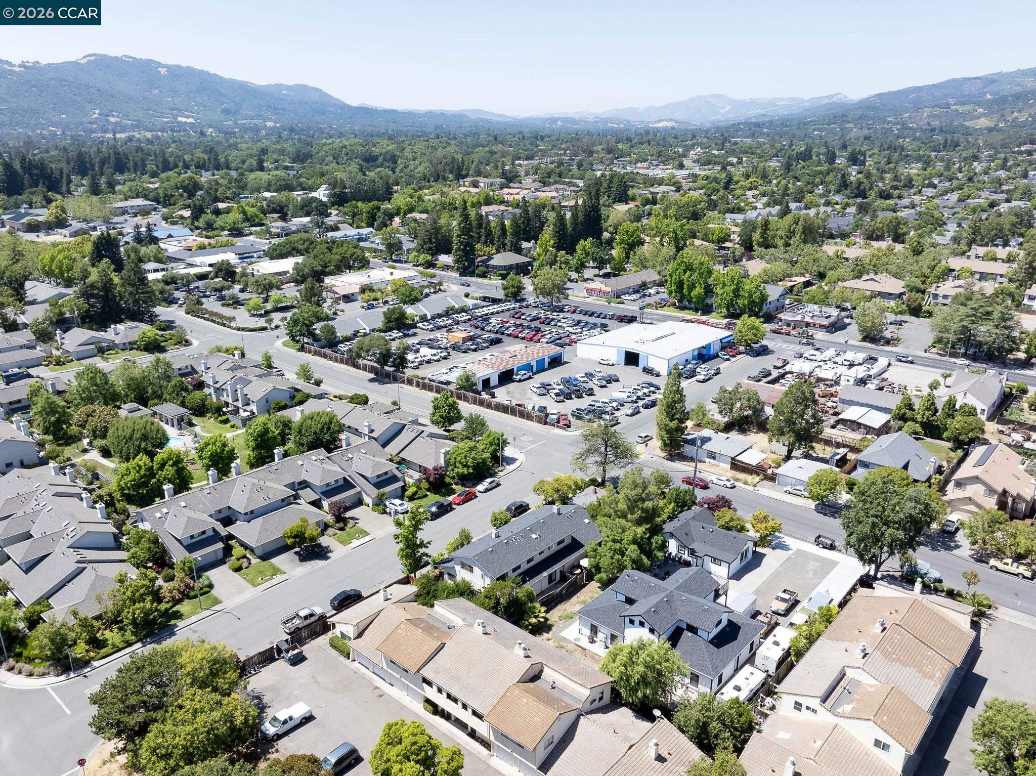 Detail Gallery Image 45 of 47 For 585 Studley St #4,  Sonoma,  CA 95476-6405 - 2 Beds | 2 Baths