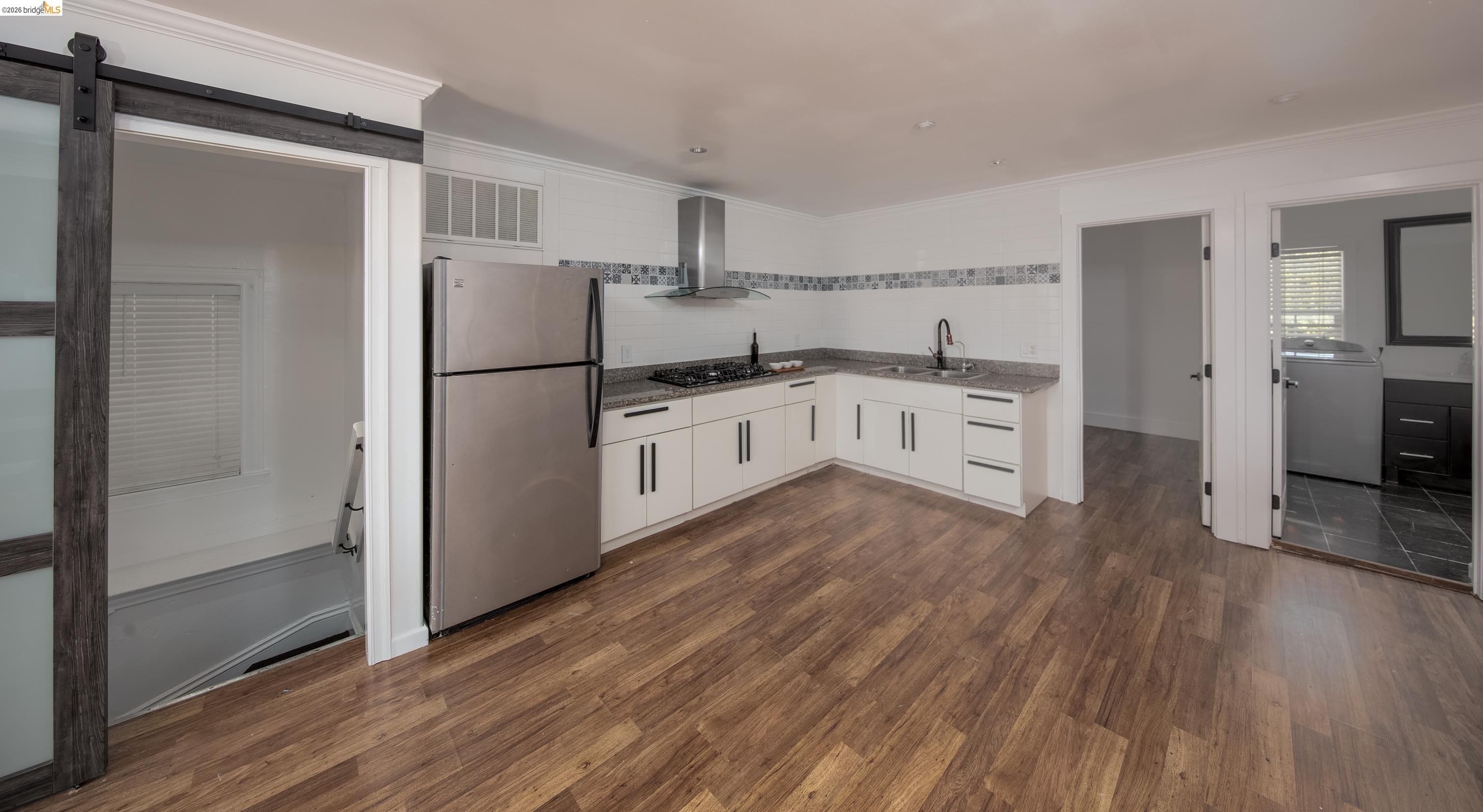 Detail Gallery Image 17 of 28 For 414 E 12th St, Oakland,  CA 94606 - – Beds | – Baths