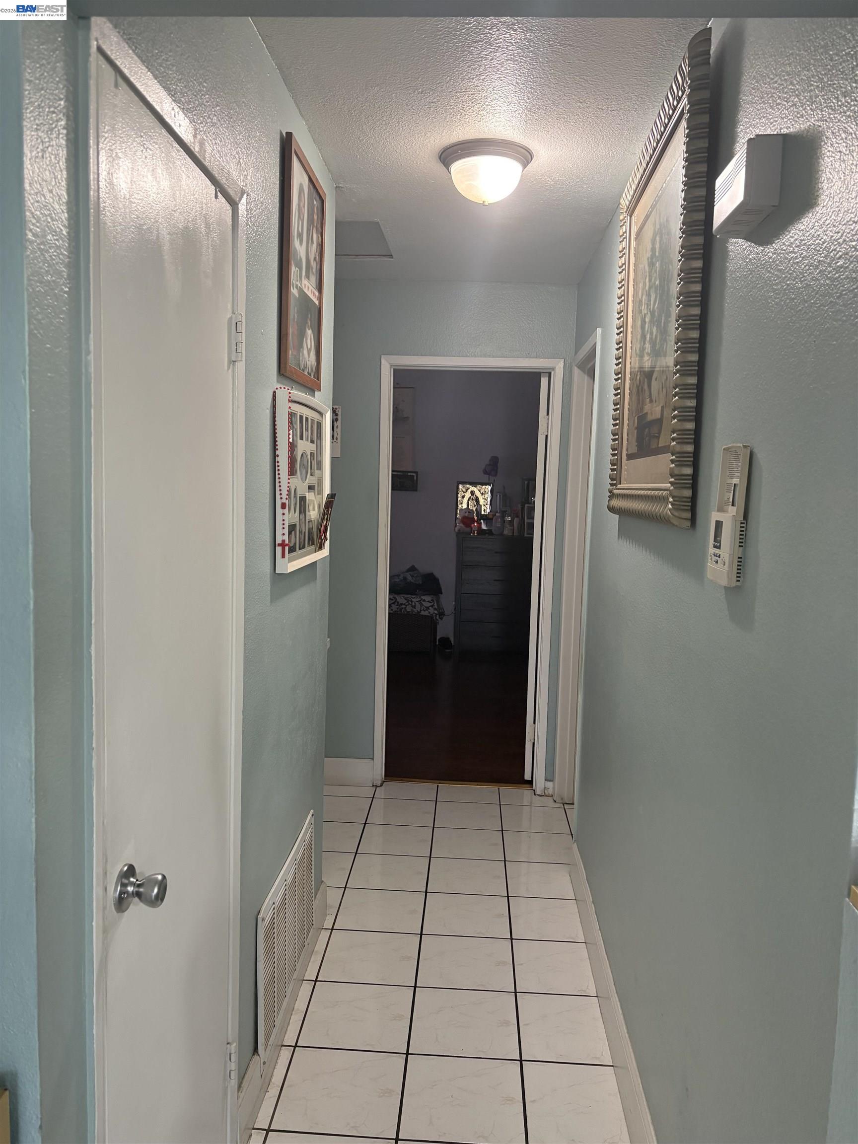 Detail Gallery Image 11 of 17 For 23825 Betts Pl, Moreno Valley,  CA 92553 - 2 Beds | 2/1 Baths