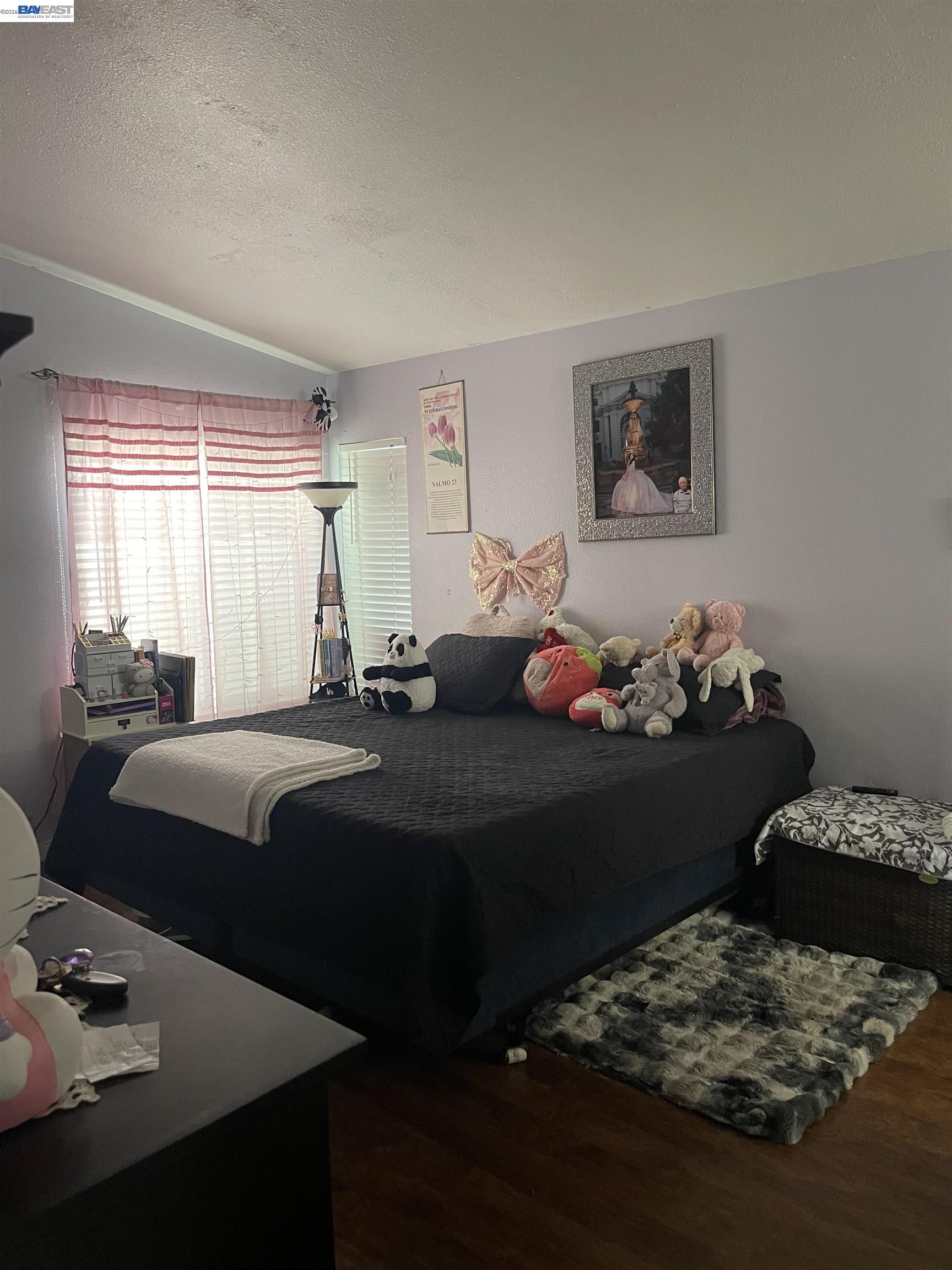 Detail Gallery Image 6 of 17 For 23825 Betts Pl, Moreno Valley,  CA 92553 - 2 Beds | 2/1 Baths