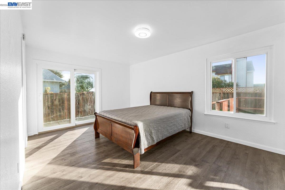 Detail Gallery Image 29 of 52 For 176 Bedford, Hercules,  CA 94547 - 3 Beds | 2 Baths