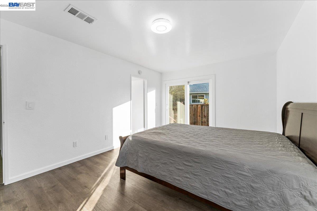 Detail Gallery Image 30 of 52 For 176 Bedford, Hercules,  CA 94547 - 3 Beds | 2 Baths