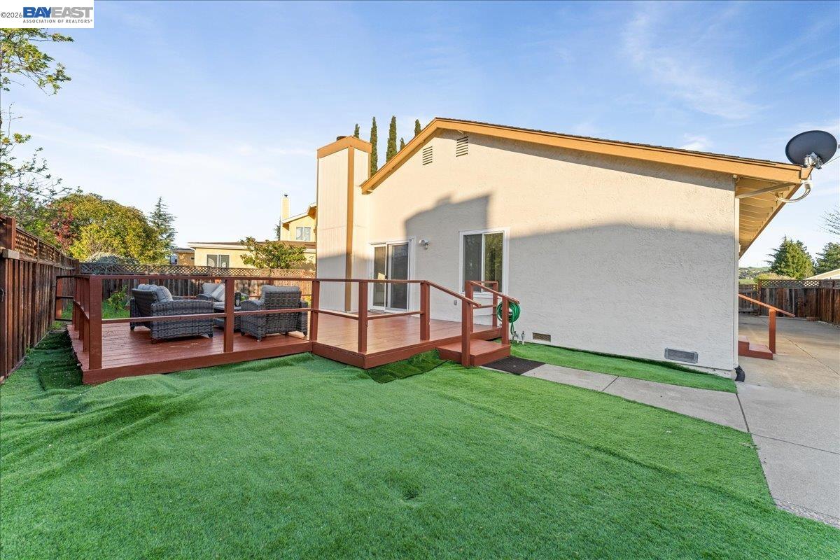 Detail Gallery Image 44 of 52 For 176 Bedford, Hercules,  CA 94547 - 3 Beds | 2 Baths