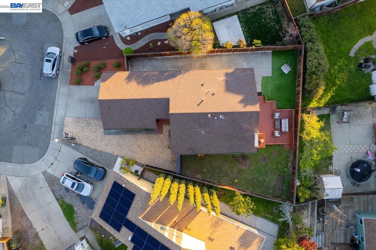 Detail Gallery Image 48 of 52 For 176 Bedford, Hercules,  CA 94547 - 3 Beds | 2 Baths