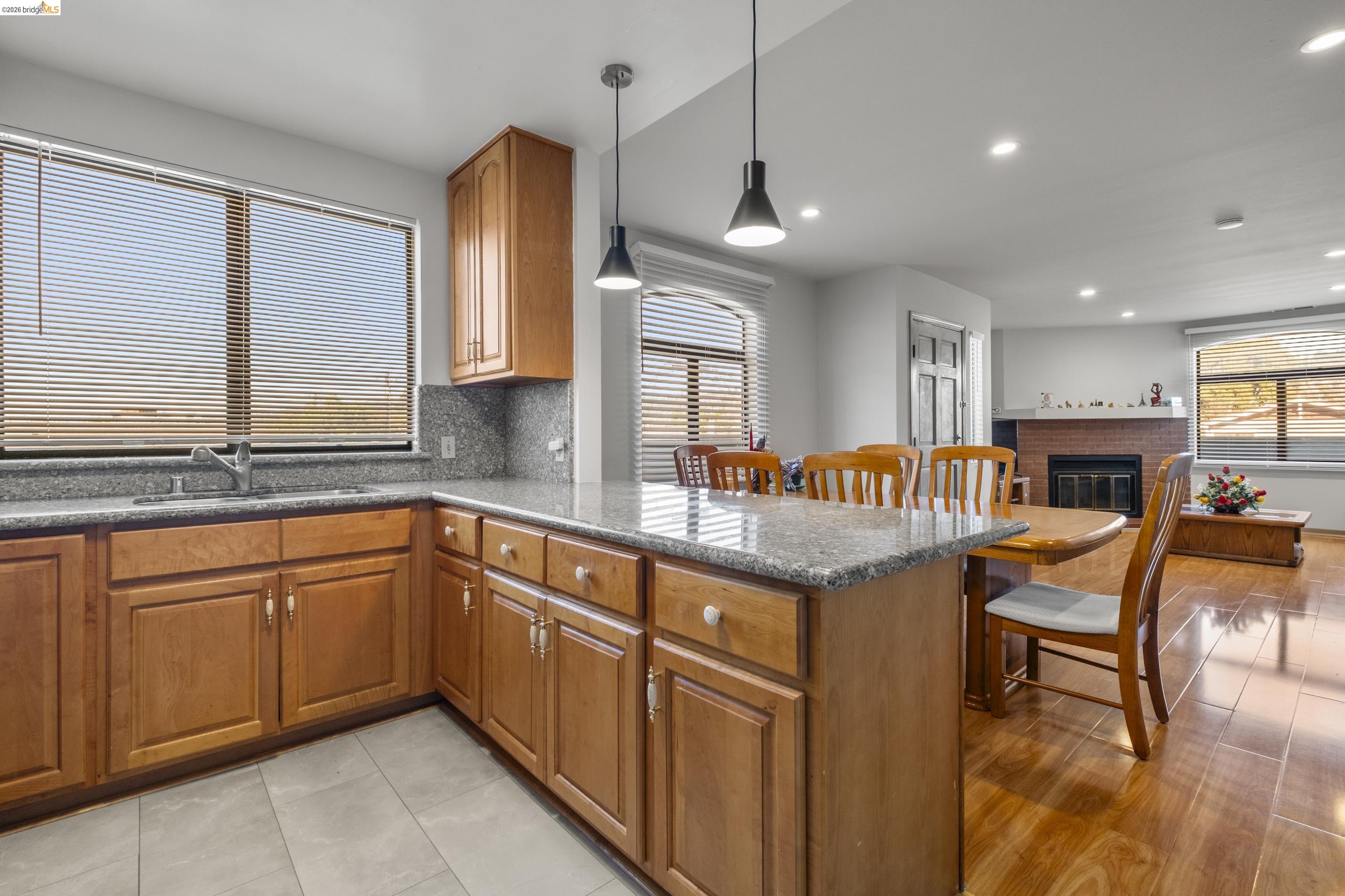 Photo #8: 41126588 Listing: Photo #8