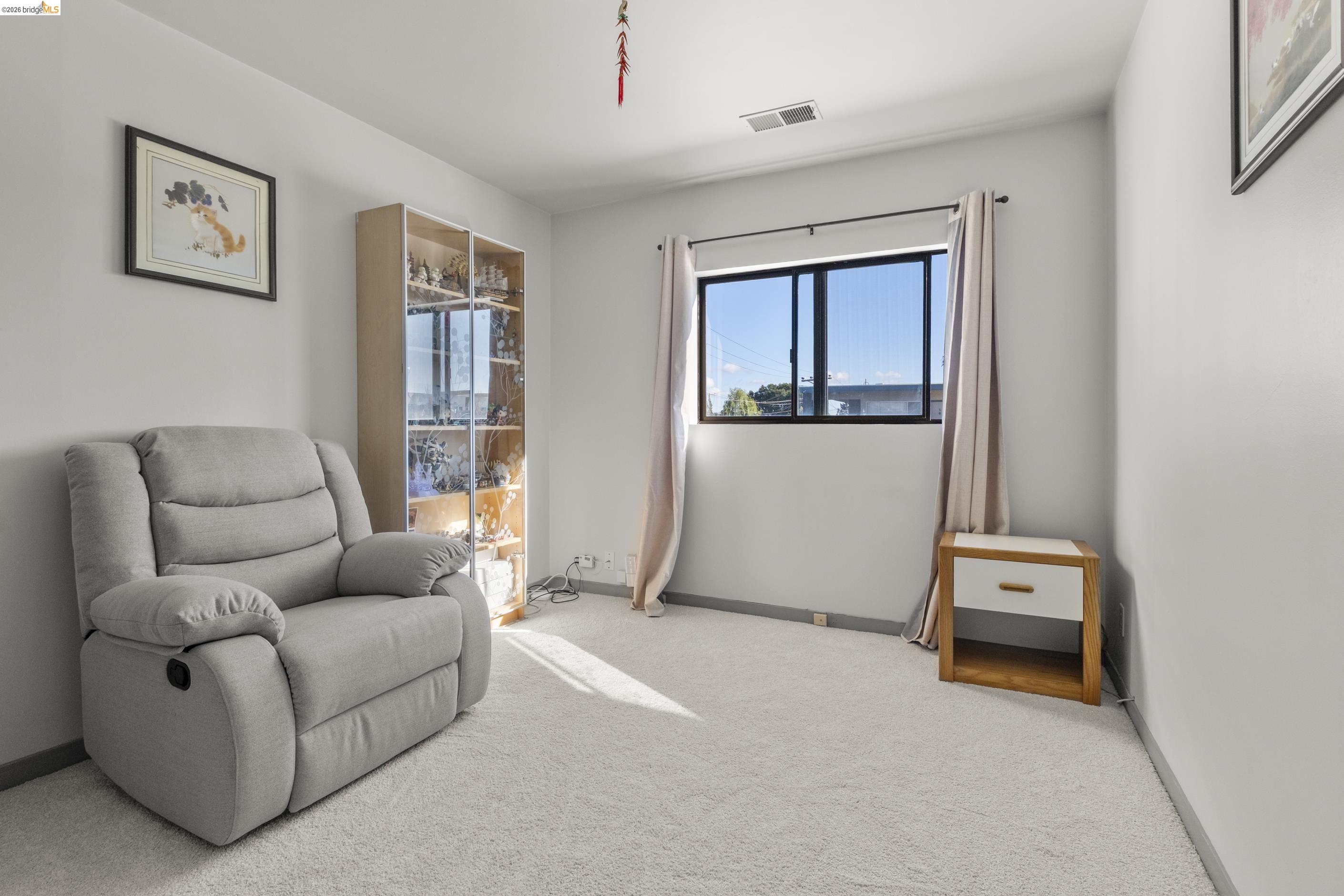 Photo #9: 41126588 Listing: Photo #9