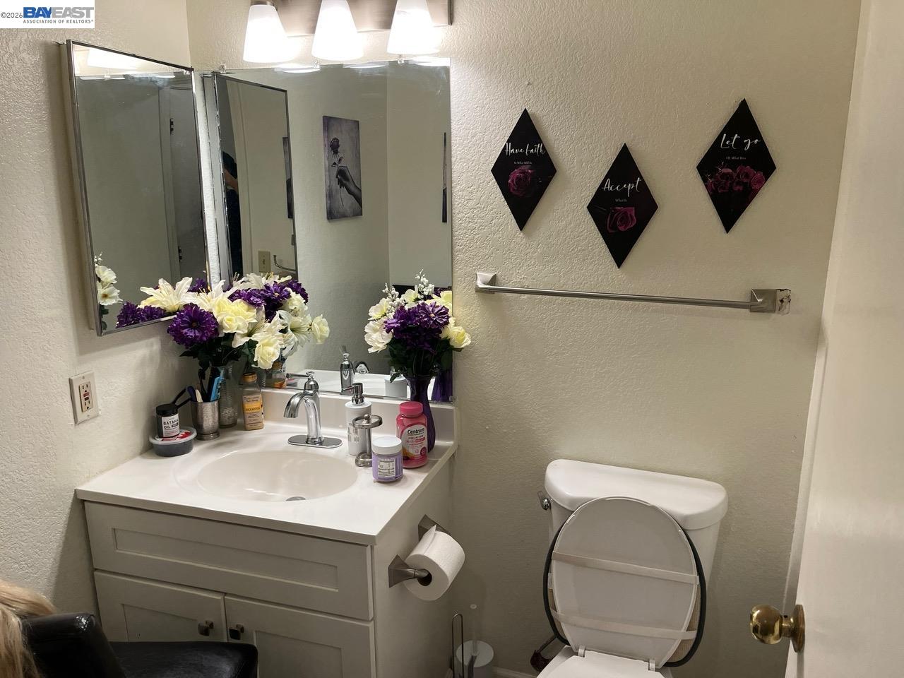 Detail Gallery Image 11 of 24 For Pyrenees Ave, Stockton,  CA 95210-0001 - 4 Beds | 2/1 Baths