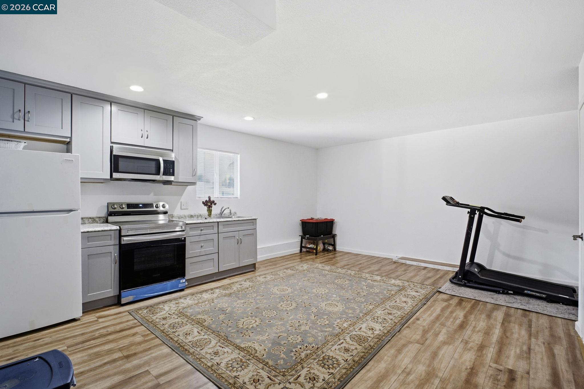26147 Danforth Ln, Hayward, CA, 94545