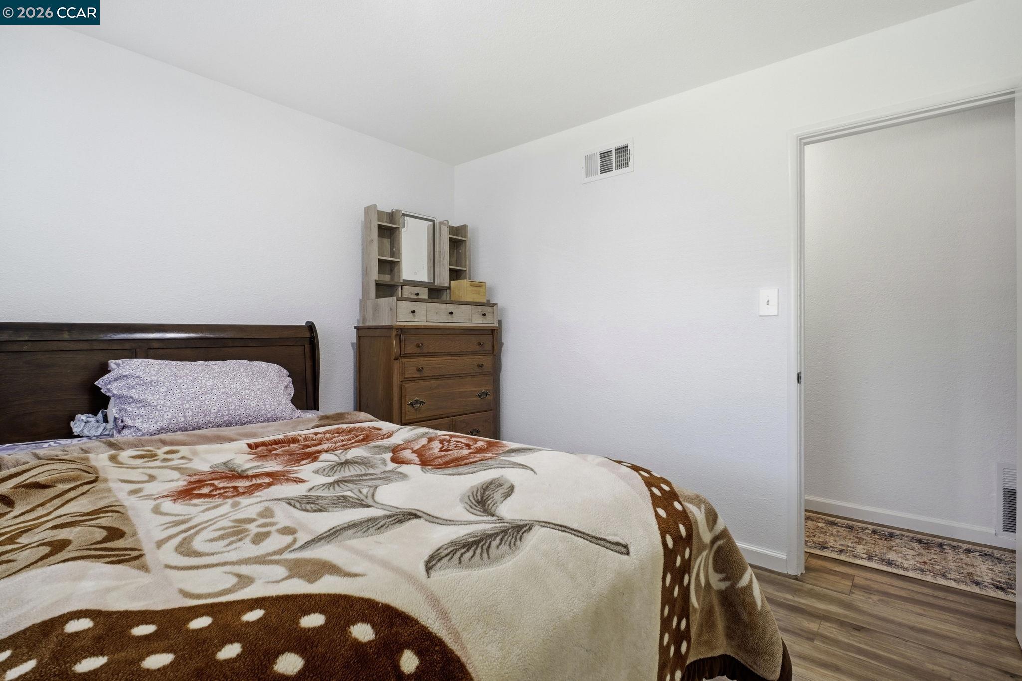 26147 Danforth Ln, Hayward, CA, 94545