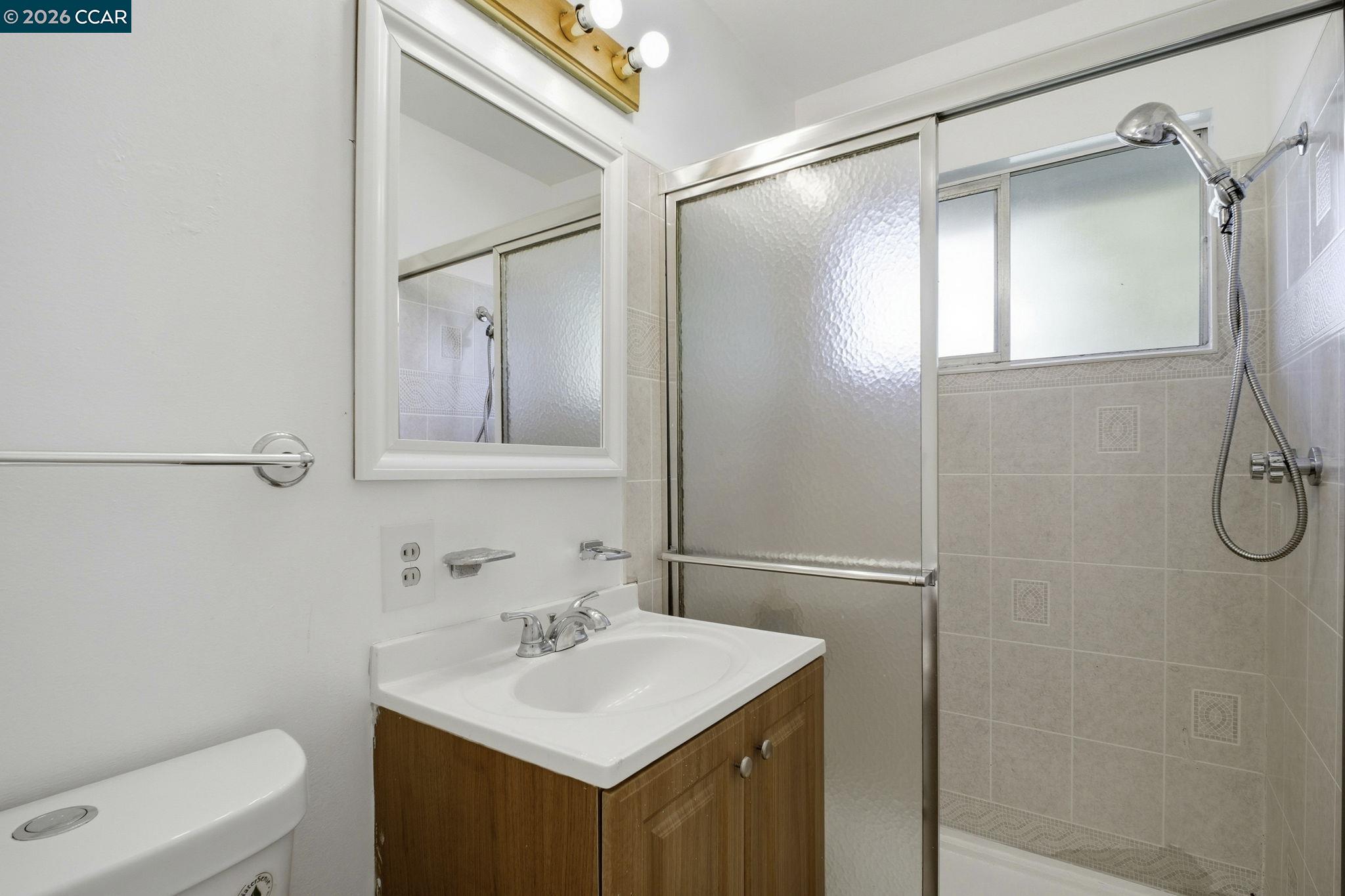 26147 Danforth Ln, Hayward, CA, 94545