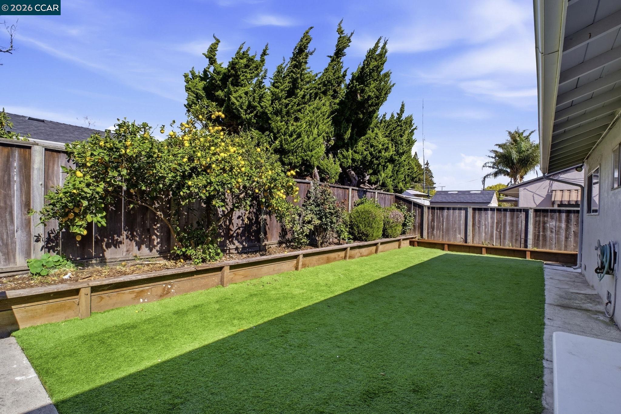 26147 Danforth Ln, Hayward, CA, 94545