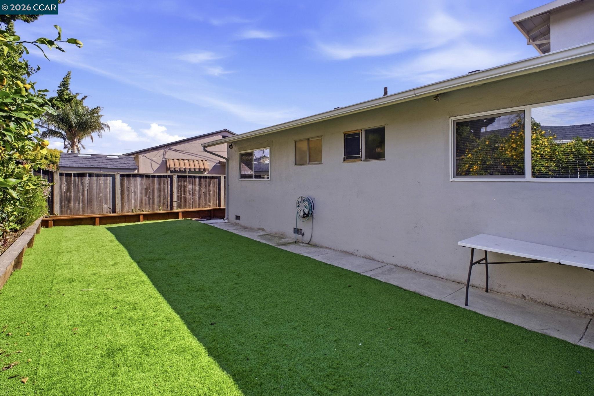 26147 Danforth Ln, Hayward, CA, 94545