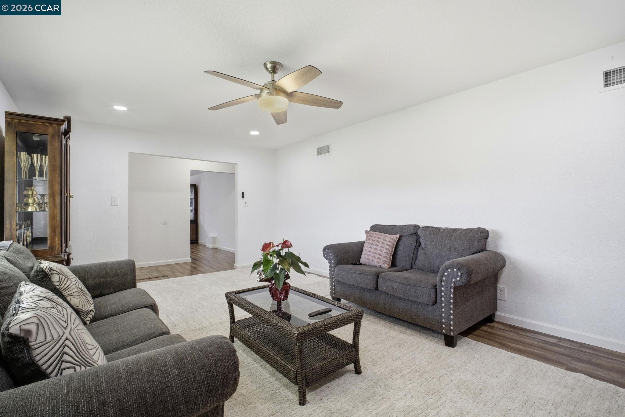 26147 Danforth Ln, Hayward, CA, 94545