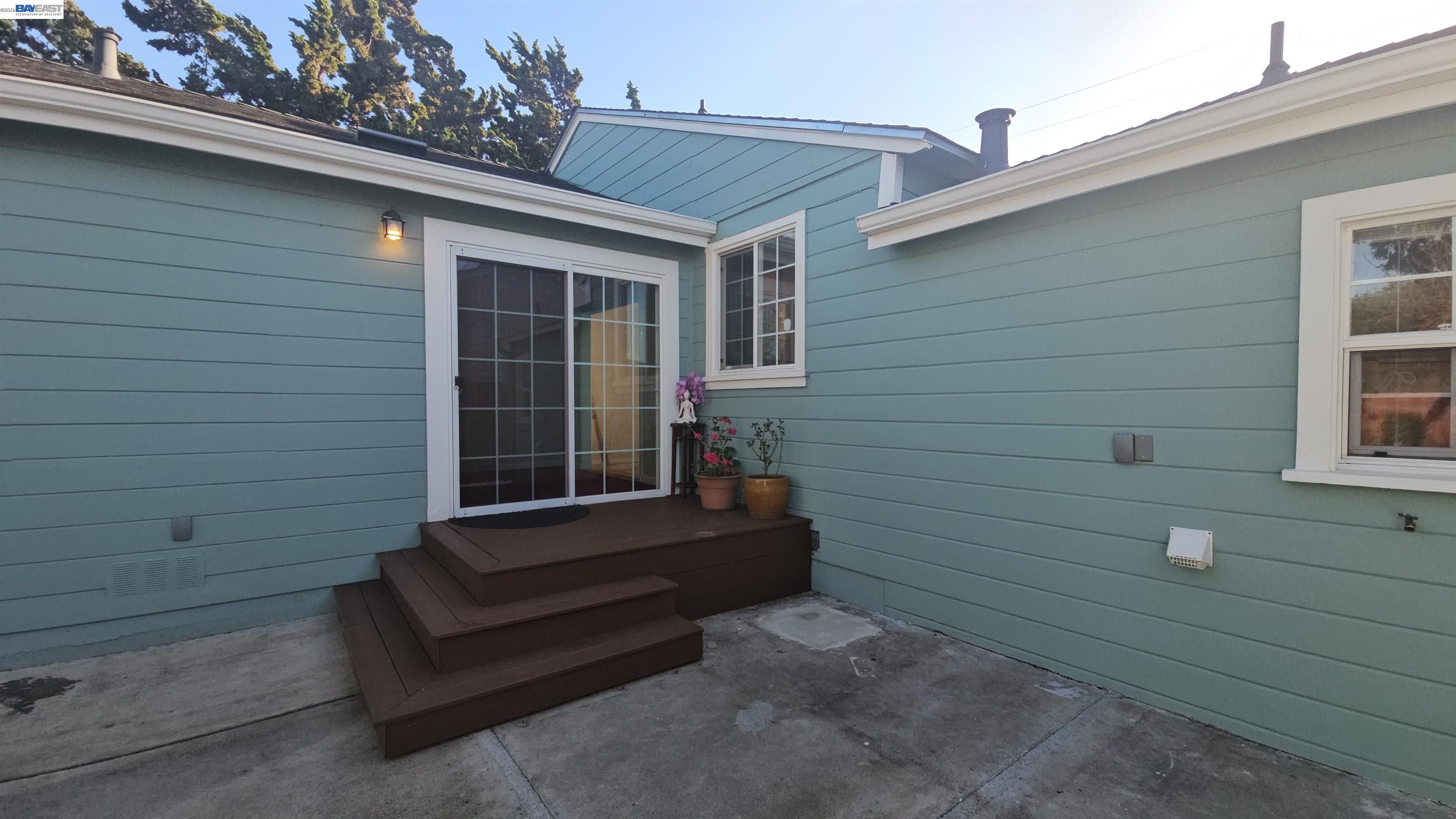 Detail Gallery Image 27 of 34 For 1114 Arthur Ave, San Leandro,  CA 94577 - 4 Beds | 2 Baths