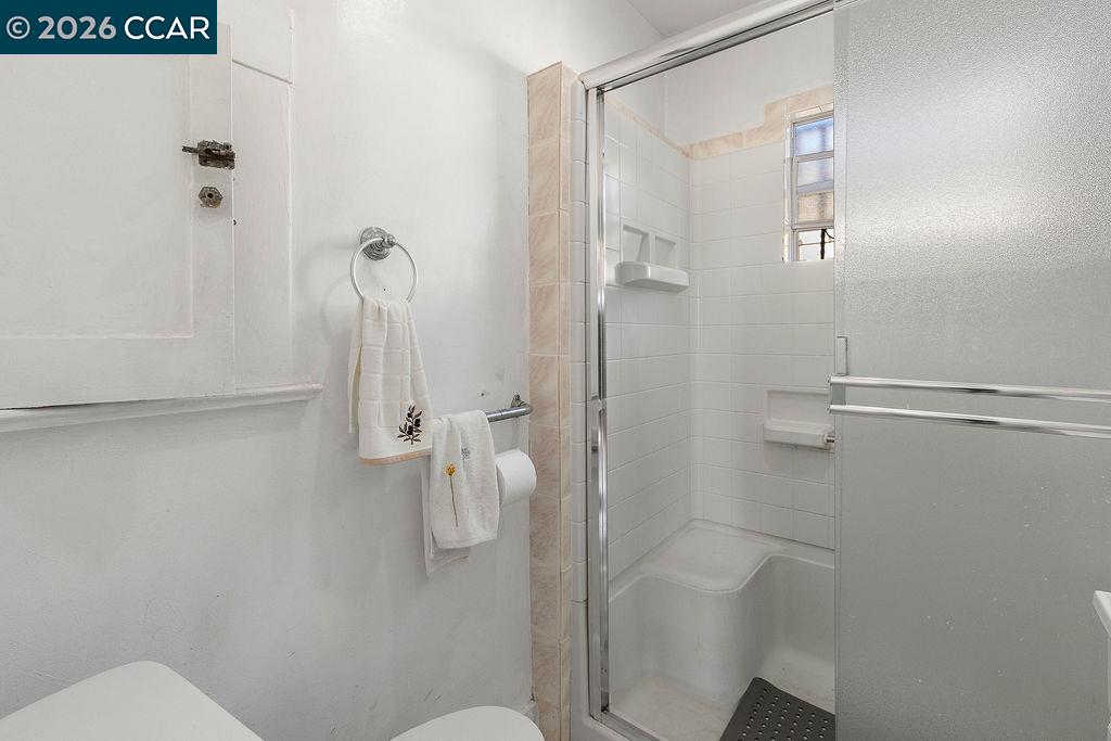 Detail Gallery Image 11 of 30 For 1100 Pennsylvania Ave, Richmond,  CA 94801 - 2 Beds | 1 Baths