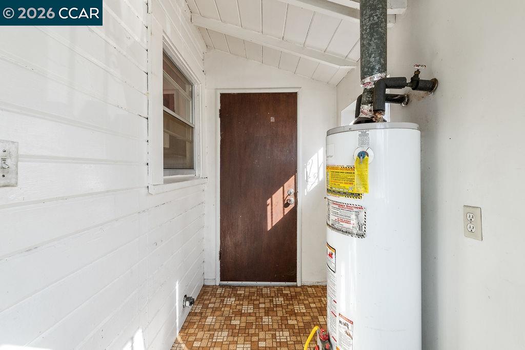 Detail Gallery Image 15 of 30 For 1100 Pennsylvania Ave, Richmond,  CA 94801 - 2 Beds | 1 Baths