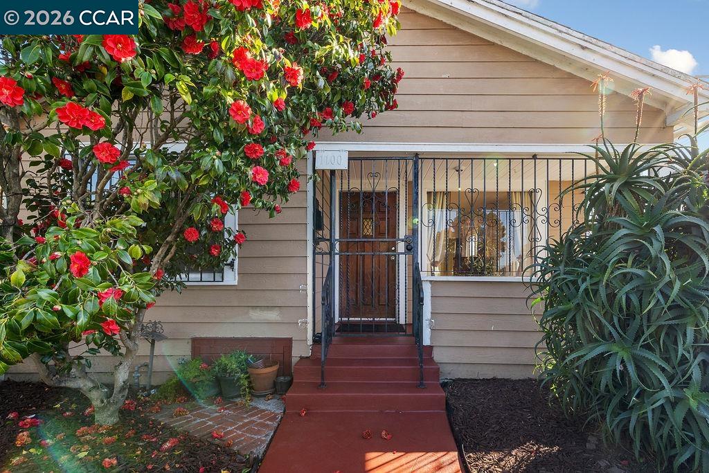 Detail Gallery Image 24 of 30 For 1100 Pennsylvania Ave, Richmond,  CA 94801 - 2 Beds | 1 Baths