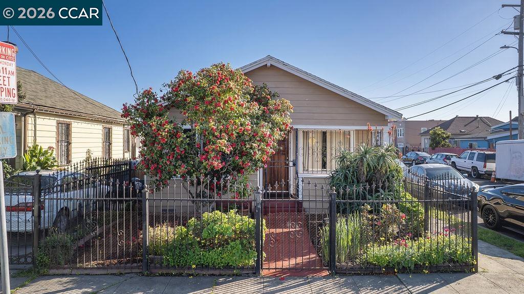 Detail Gallery Image 26 of 30 For 1100 Pennsylvania Ave, Richmond,  CA 94801 - 2 Beds | 1 Baths