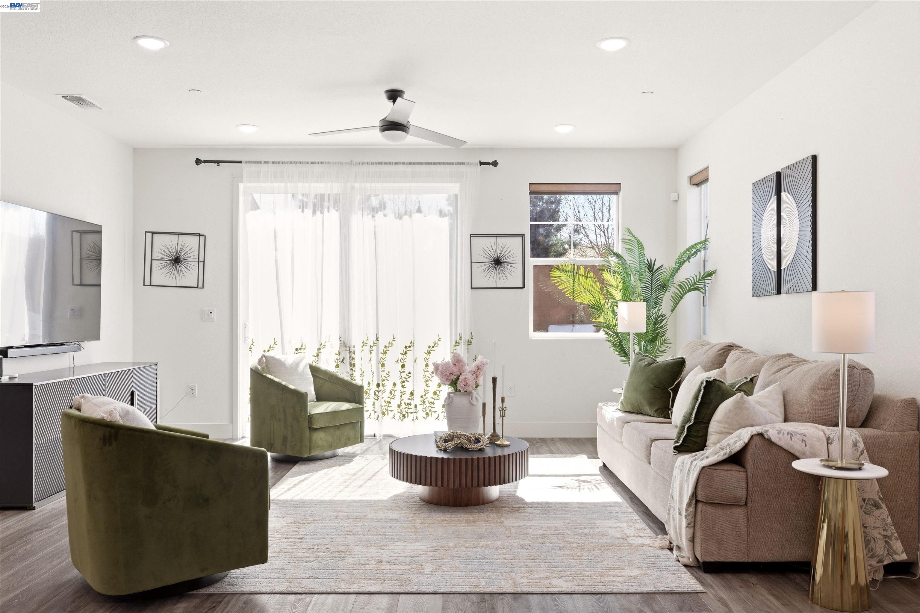 Detail Gallery Image 9 of 60 For 5717 Tournament Ct, Tracy,  CA 95377 - 4 Beds | 3 Baths