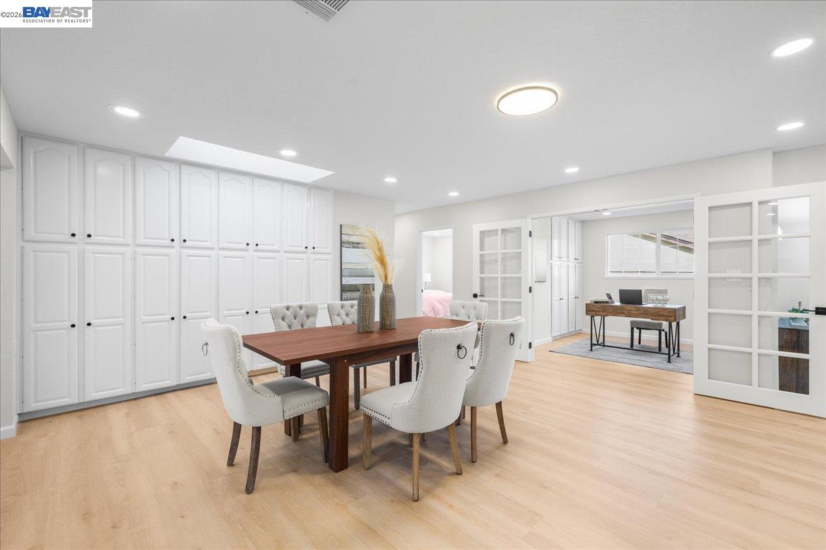 Detail Gallery Image 17 of 55 For 42077 Miranda St, Fremont,  CA 94539 - 5 Beds | 3 Baths