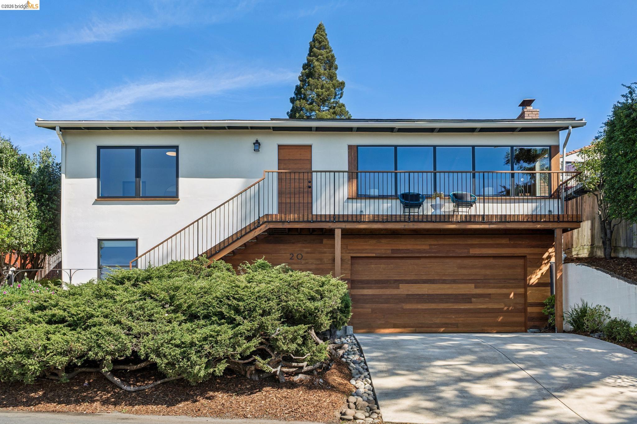 Detail Gallery Image 2 of 53 For 20 Stevenson Ave., Berkeley,  CA 94708 - 3 Beds | 2 Baths