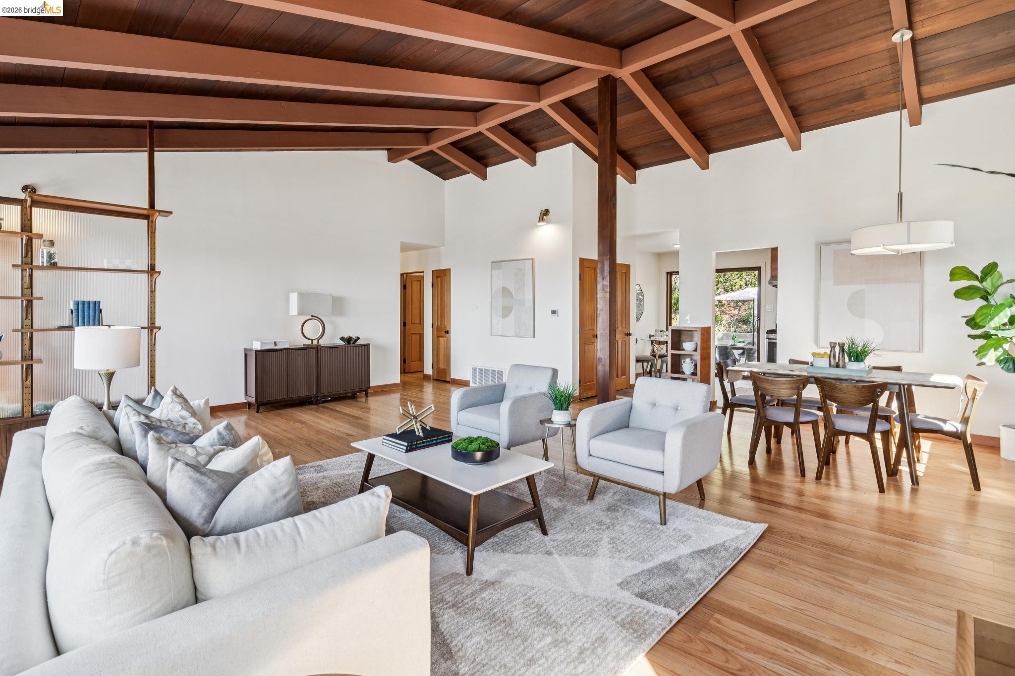 Detail Gallery Image 14 of 53 For 20 Stevenson Ave., Berkeley,  CA 94708 - 3 Beds | 2 Baths