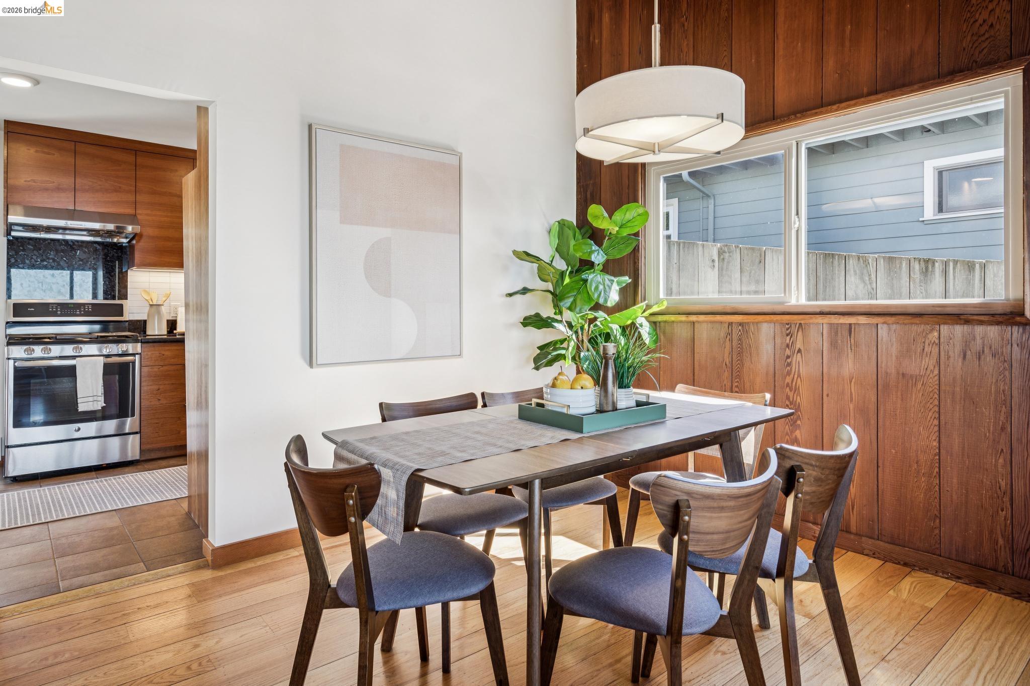 Detail Gallery Image 16 of 53 For 20 Stevenson Ave., Berkeley,  CA 94708 - 3 Beds | 2 Baths