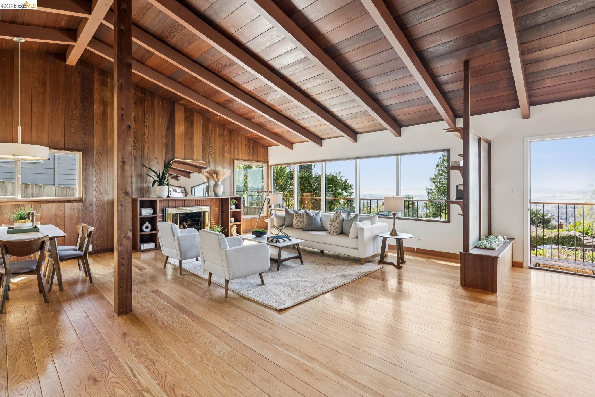 Detail Gallery Image 9 of 53 For 20 Stevenson Ave., Berkeley,  CA 94708 - 3 Beds | 2 Baths