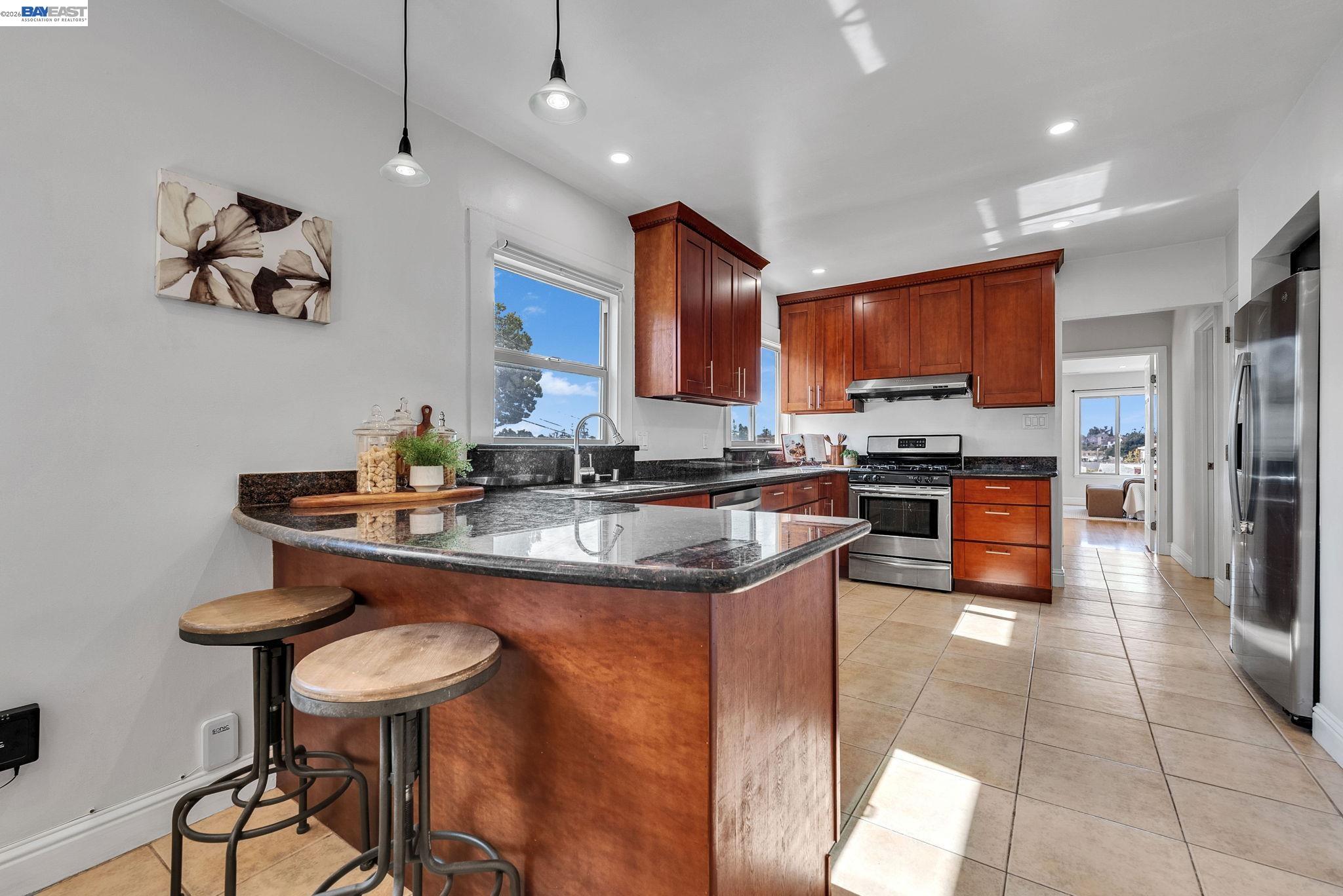 Detail Gallery Image 17 of 60 For 4471 Tulip Ave, Oakland,  CA 94619 - 3 Beds | 2 Baths