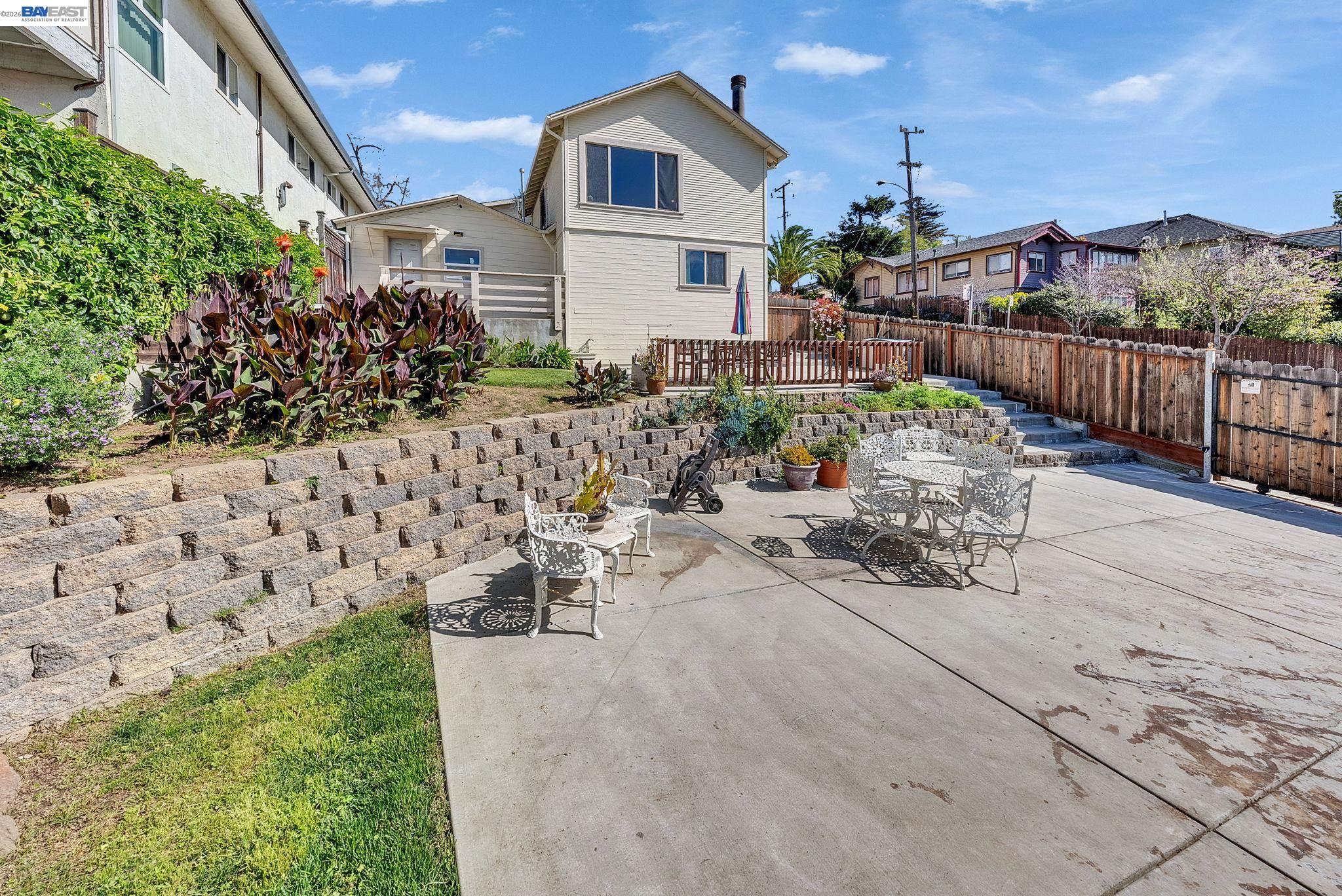 Detail Gallery Image 47 of 60 For 4471 Tulip Ave, Oakland,  CA 94619 - 3 Beds | 2 Baths