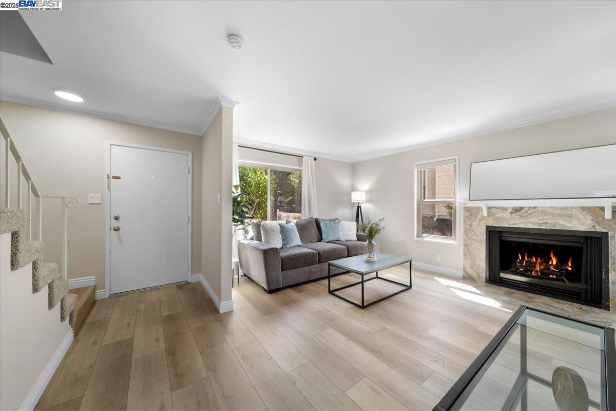 Photo #2: 41126602 Listing: Photo #2