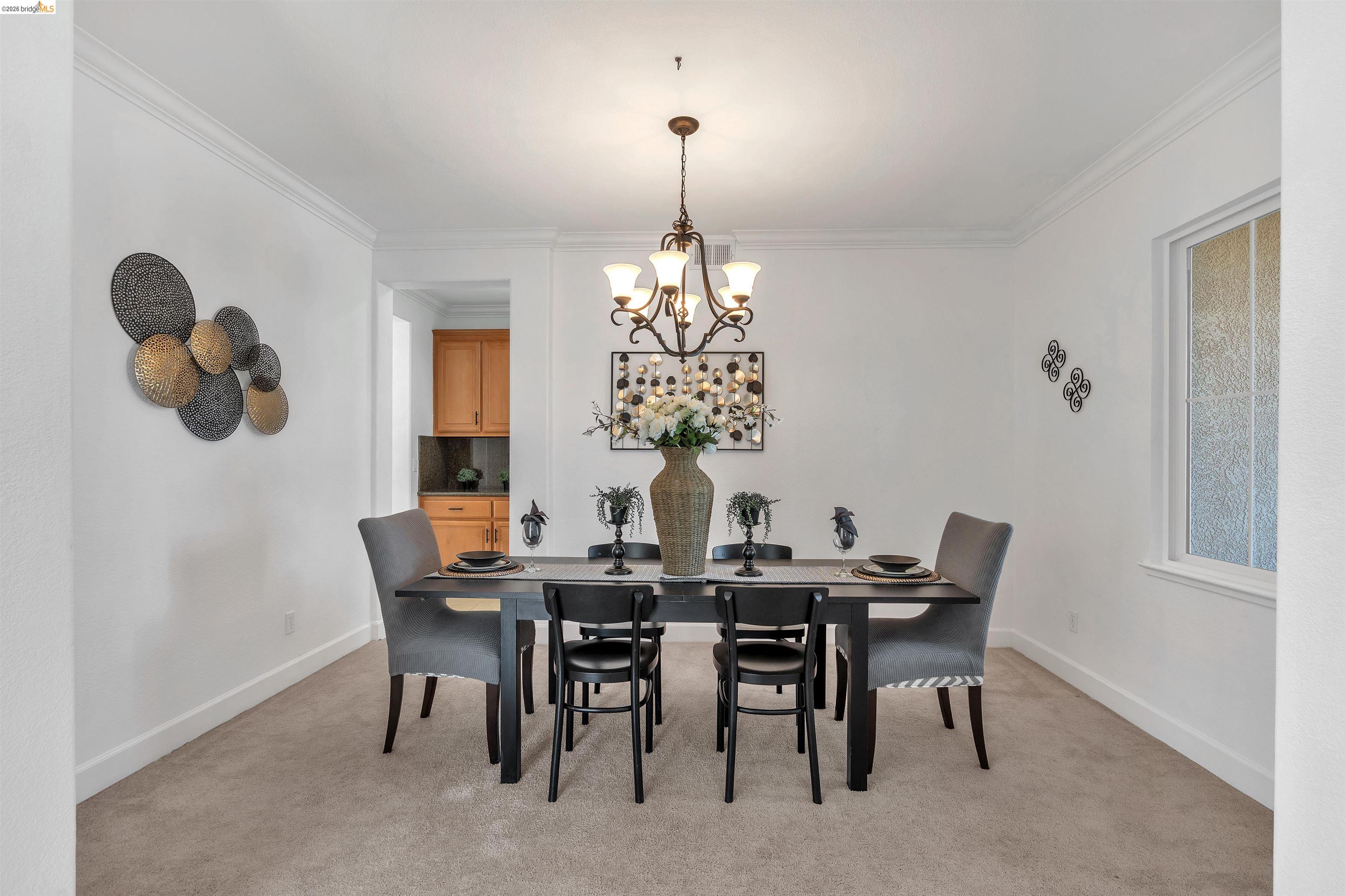 Detail Gallery Image 3 of 41 For 5670 Carlow Way, Antioch,  CA 94531 - 4 Beds | 3 Baths