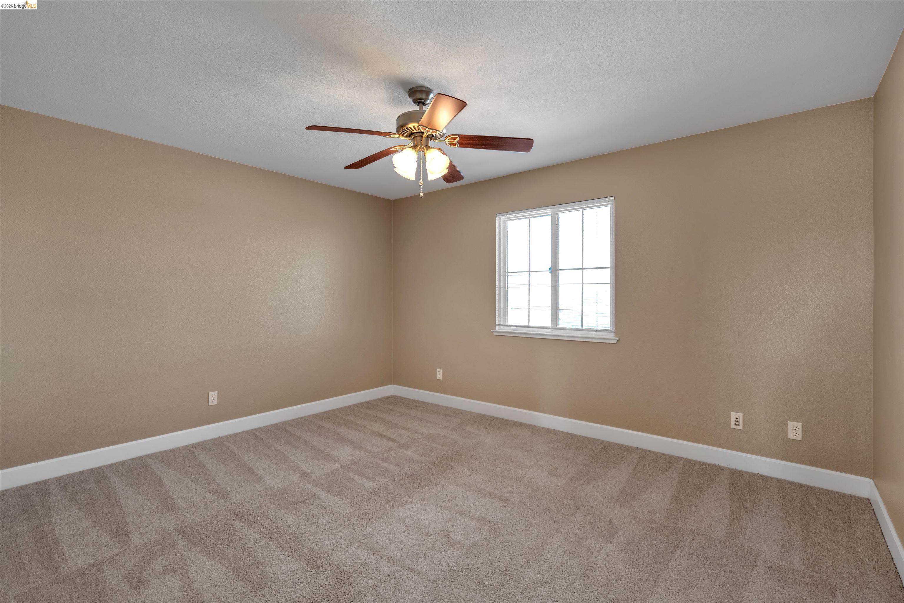 Detail Gallery Image 24 of 41 For 5670 Carlow Way, Antioch,  CA 94531 - 4 Beds | 3 Baths