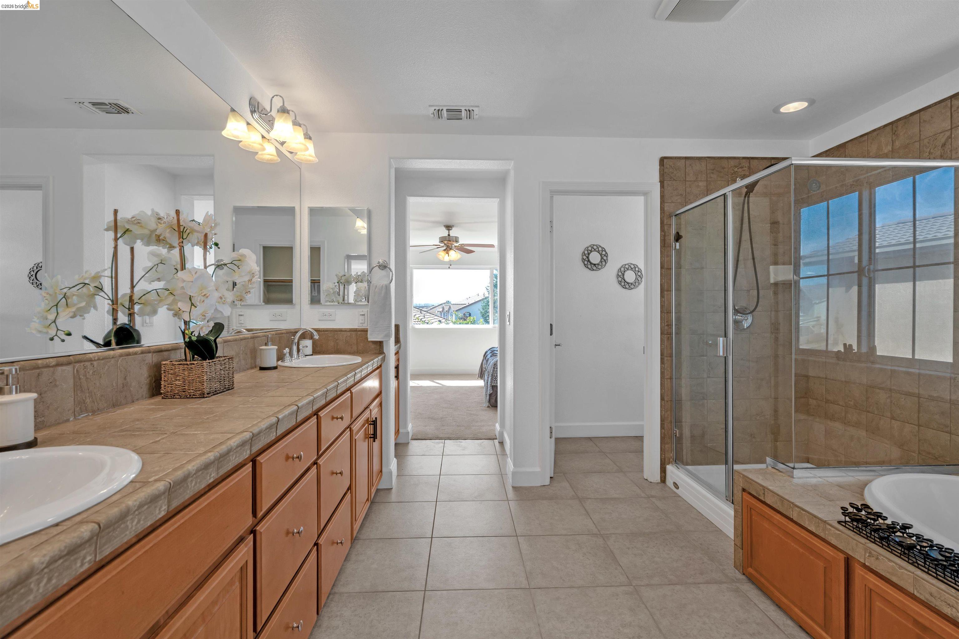 Detail Gallery Image 31 of 41 For 5670 Carlow Way, Antioch,  CA 94531 - 4 Beds | 3 Baths