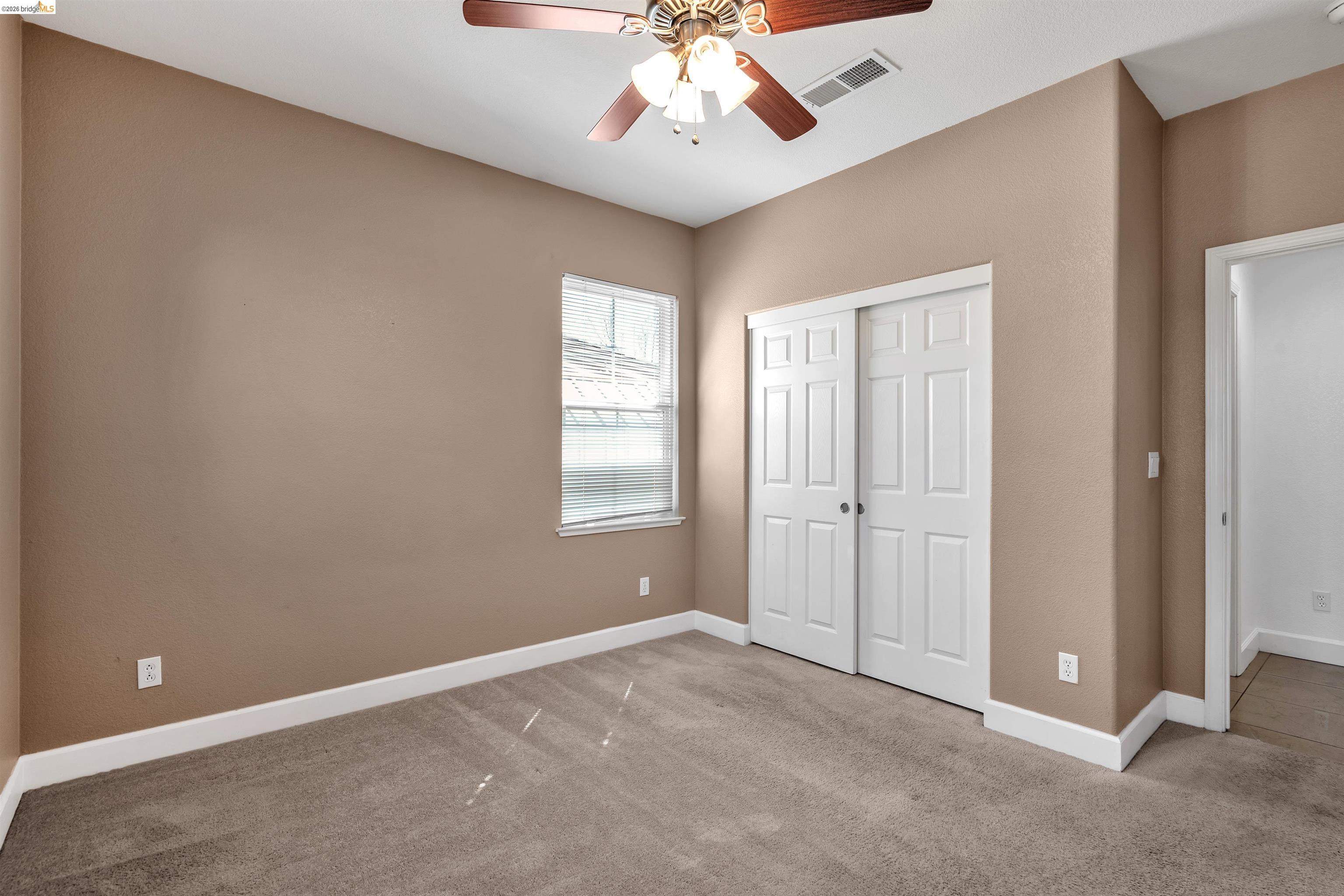 Detail Gallery Image 8 of 41 For 5670 Carlow Way, Antioch,  CA 94531 - 4 Beds | 3 Baths