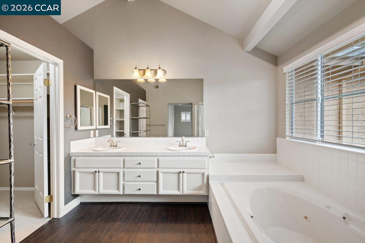 Photo #37: 41126608 Listing: Photo #37