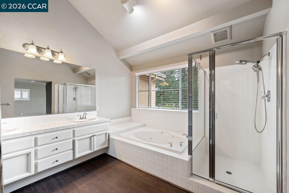 Photo #40: 41126608 Listing: Photo #40