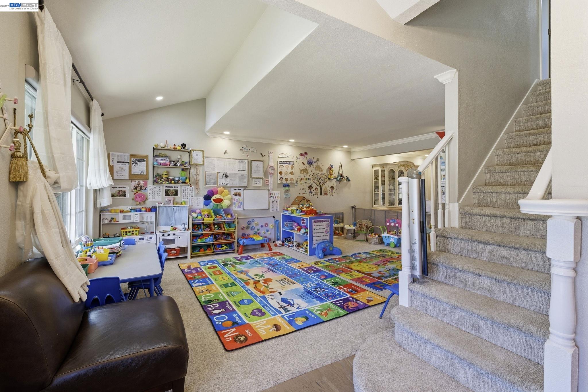 Detail Gallery Image 34 of 60 For 1723 Curletto, Concord,  CA 94521 - 5 Beds | 4 Baths