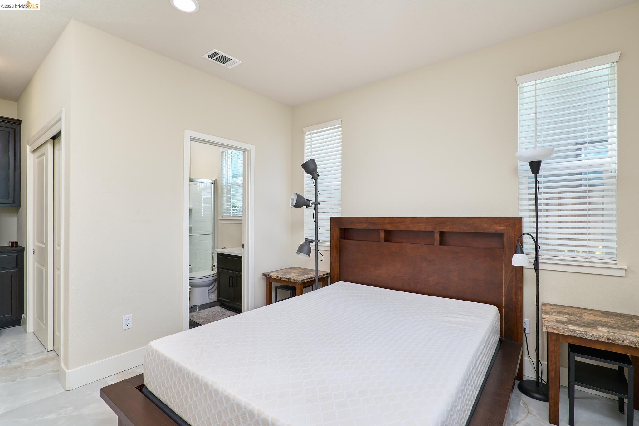 Detail Gallery Image 24 of 47 For 5532 Promontory Way, Antioch,  CA 94531 - 4 Beds | 3/1 Baths