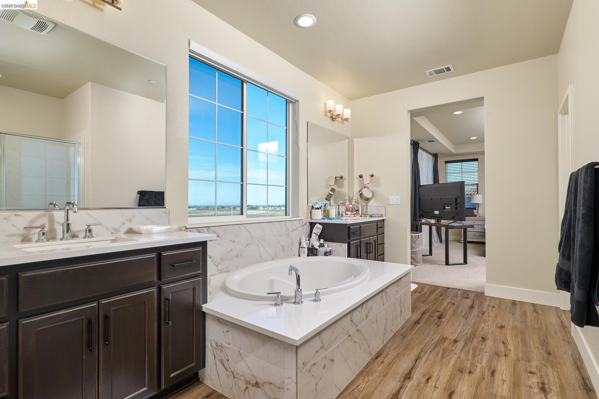 Detail Gallery Image 30 of 47 For 5532 Promontory Way, Antioch,  CA 94531 - 4 Beds | 3/1 Baths