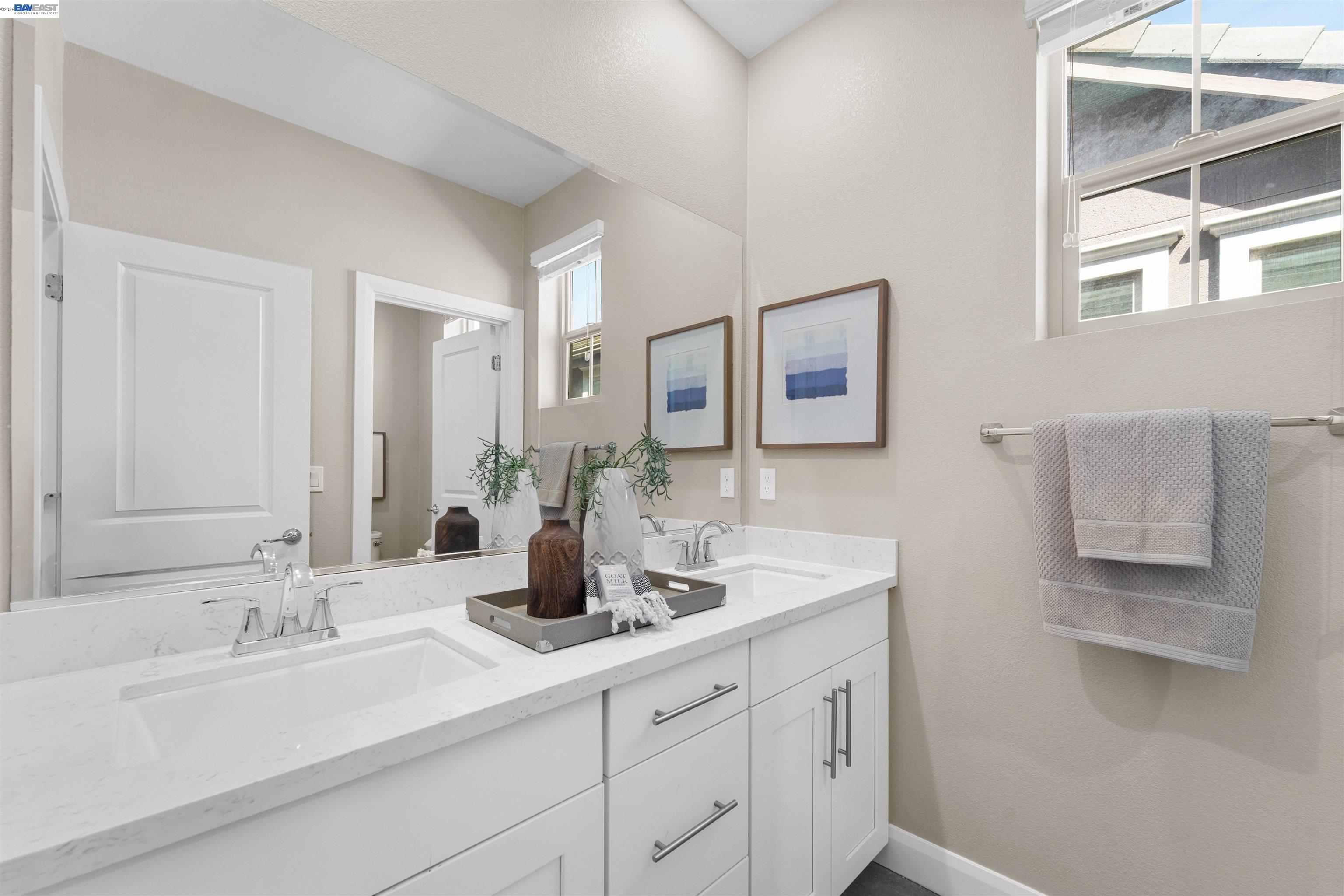 Detail Gallery Image 21 of 37 For 1597 Hidden Creek Ln, Milpitas,  CA 95035 - 4 Beds | 3/1 Baths