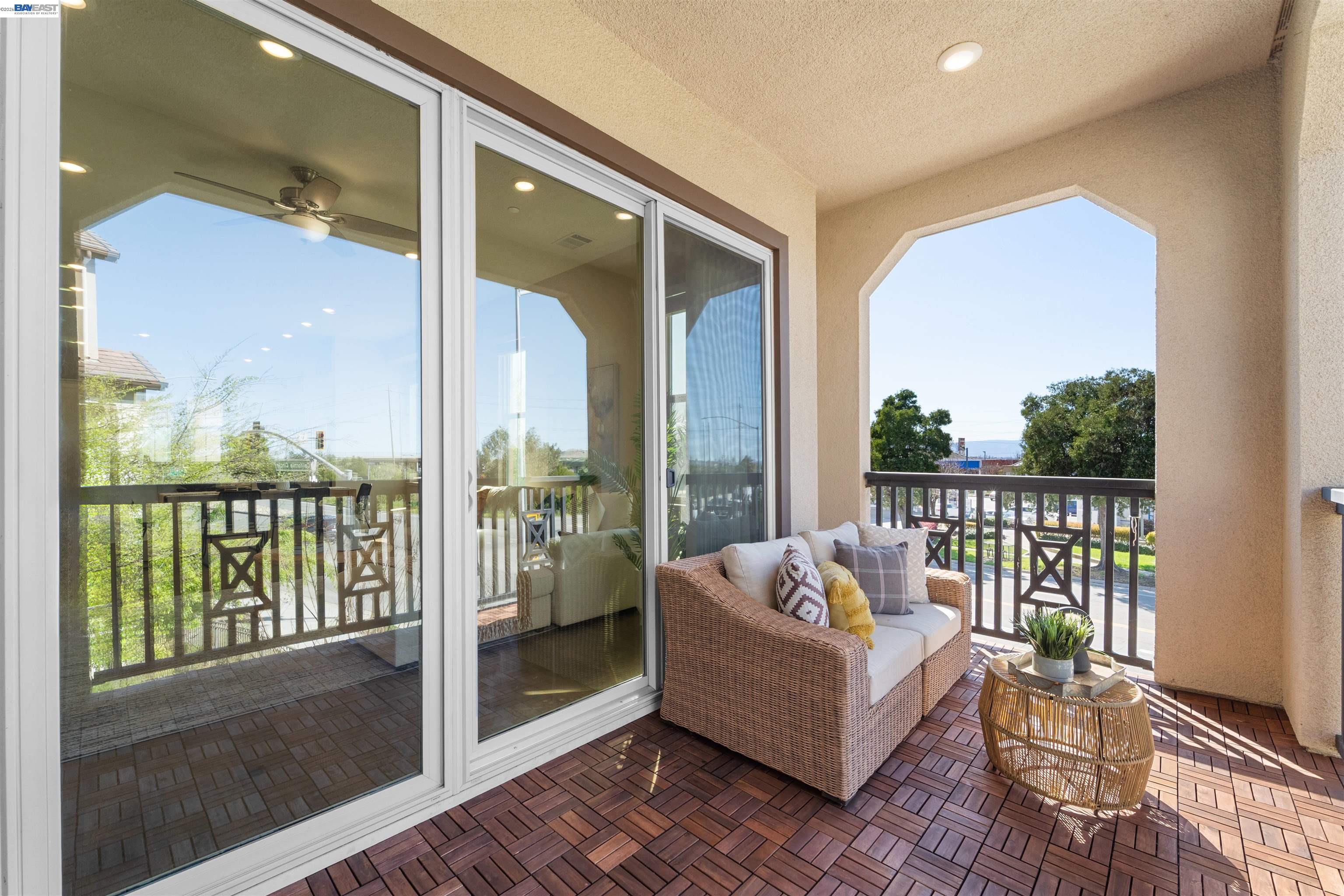 Detail Gallery Image 27 of 37 For 1597 Hidden Creek Ln, Milpitas,  CA 95035 - 4 Beds | 3/1 Baths