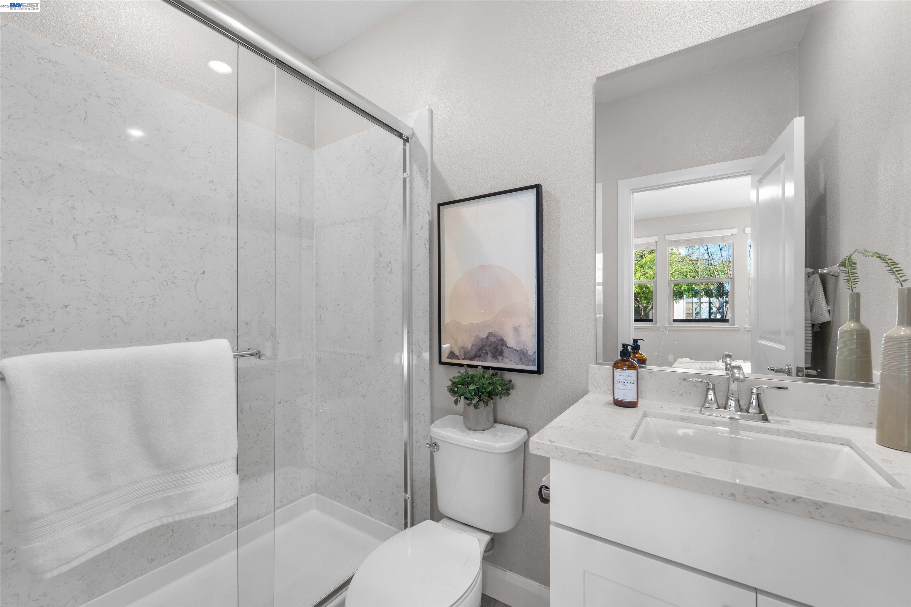 Detail Gallery Image 5 of 37 For 1597 Hidden Creek Ln, Milpitas,  CA 95035 - 4 Beds | 3/1 Baths