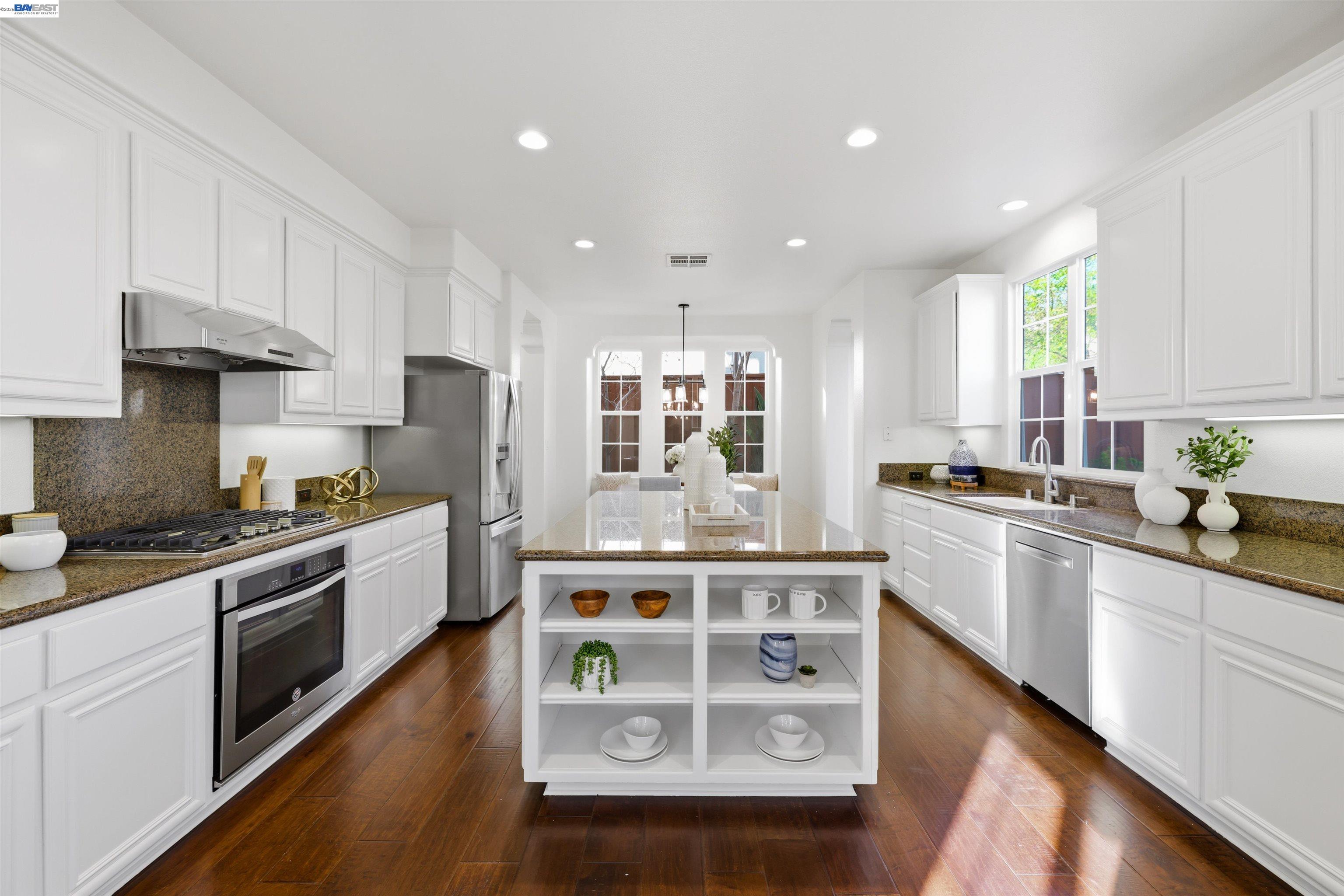 Detail Gallery Image 15 of 52 For 112 Begonia Ct, San Ramon,  CA 94582 - 4 Beds | 3 Baths