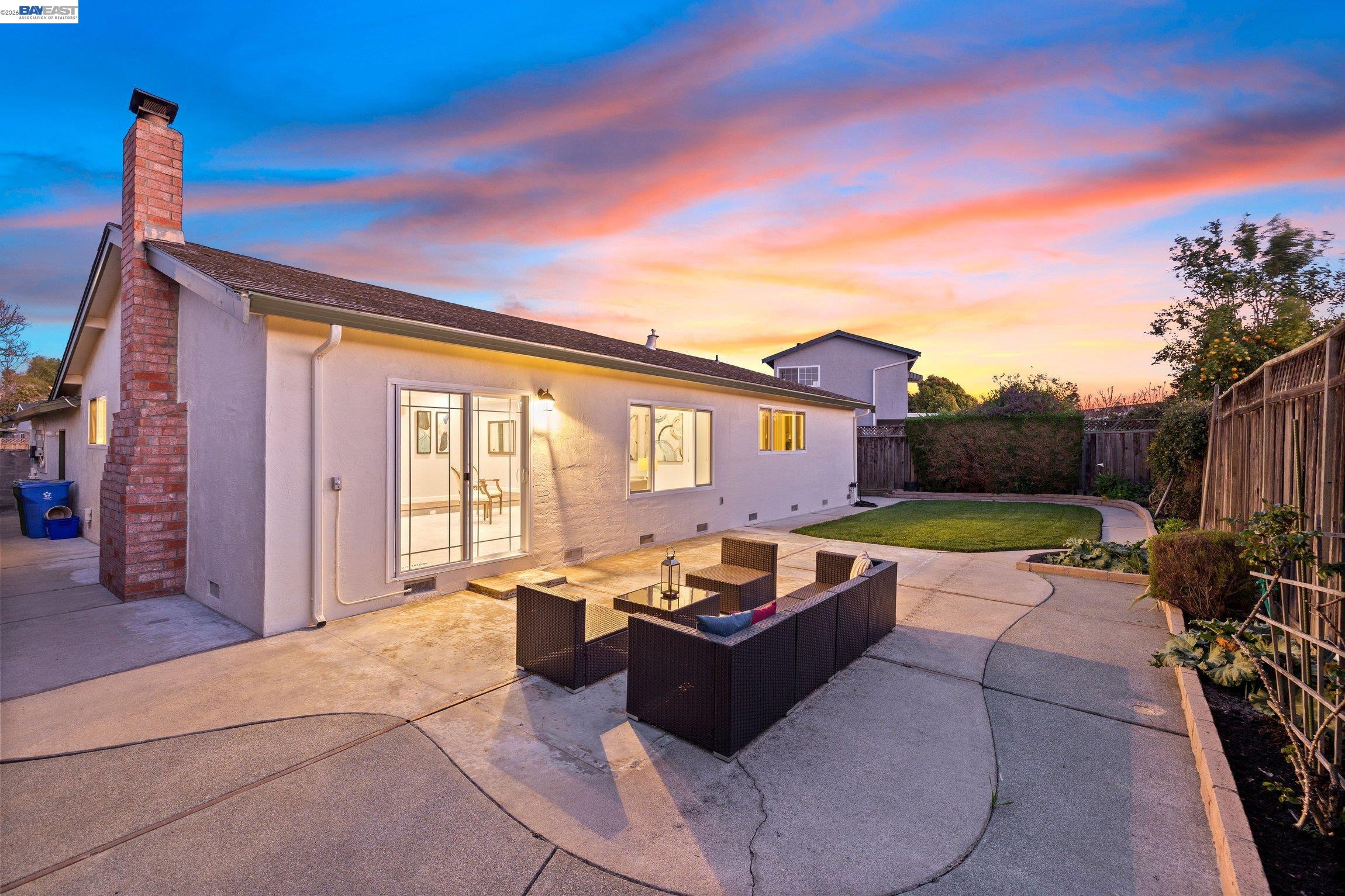 Detail Gallery Image 2 of 60 For 3325 Hudson Pl, Fremont,  CA 94536 - 4 Beds | 2 Baths