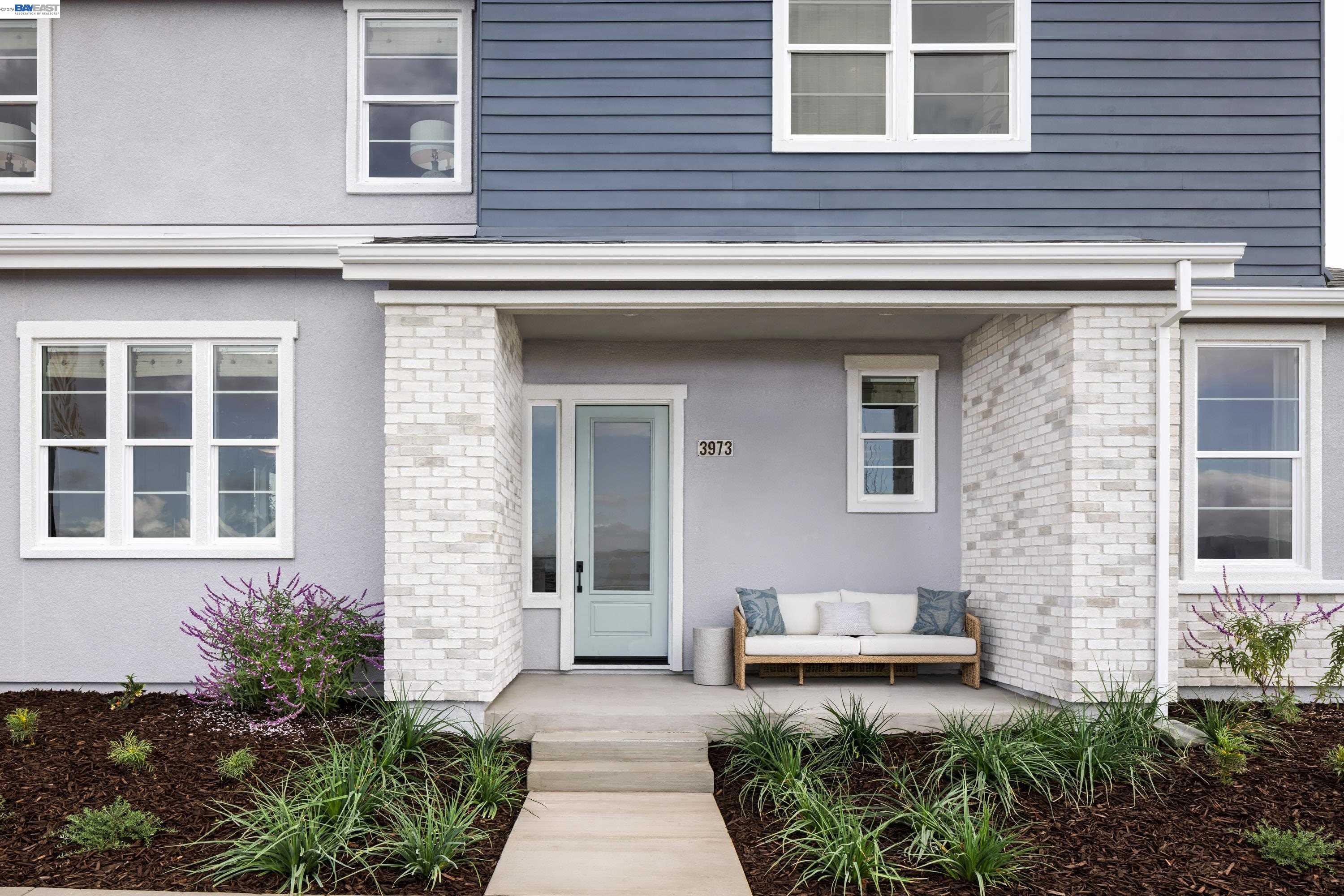 Detail Gallery Image 7 of 22 For 3851 Hereford Road, Dublin,  CA 94568 - 4 Beds | 3 Baths