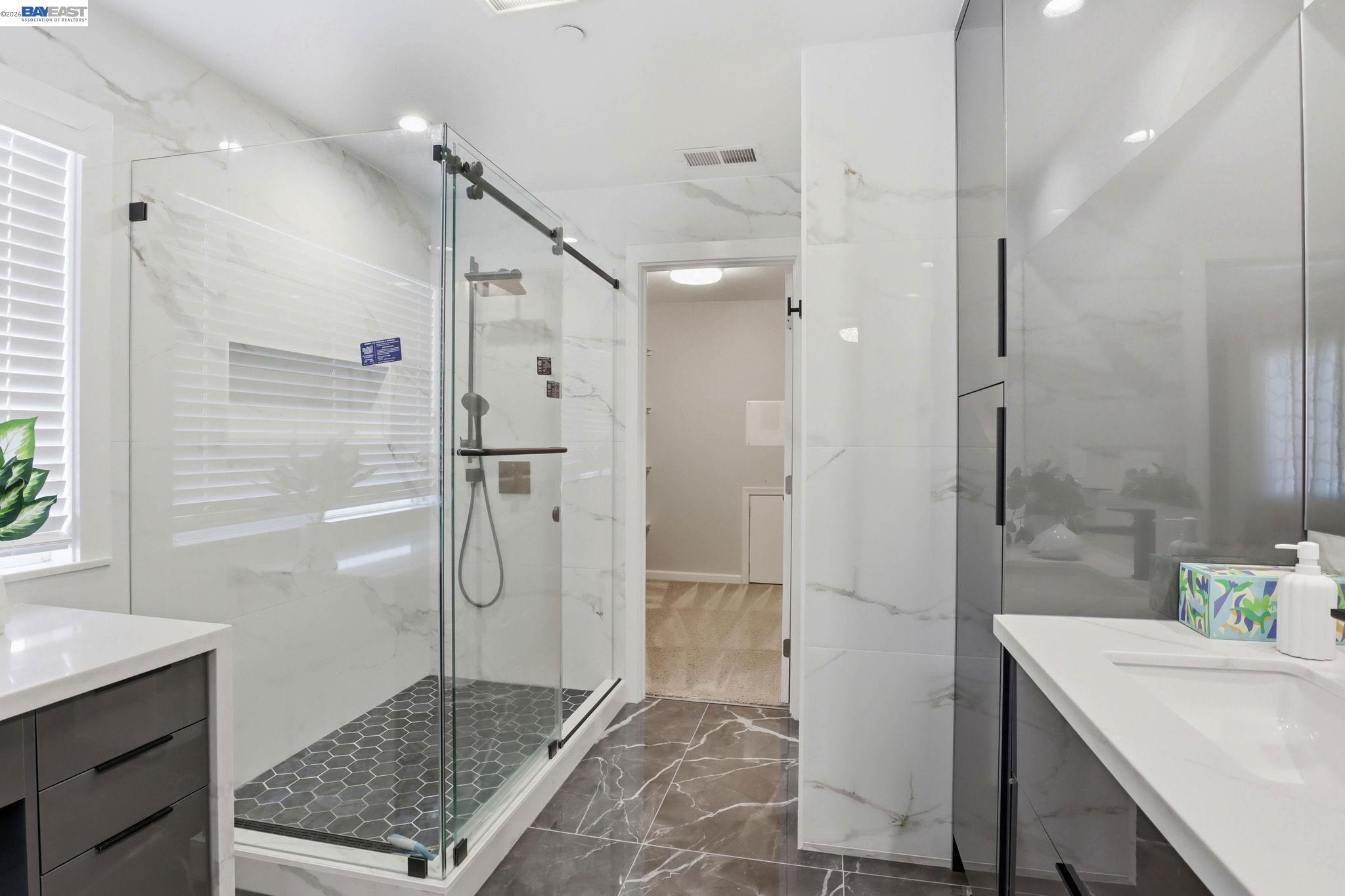 Detail Gallery Image 36 of 50 For 20289 Meadowlark Dr, Castro Valley,  CA 94546 - 4 Beds | 3 Baths