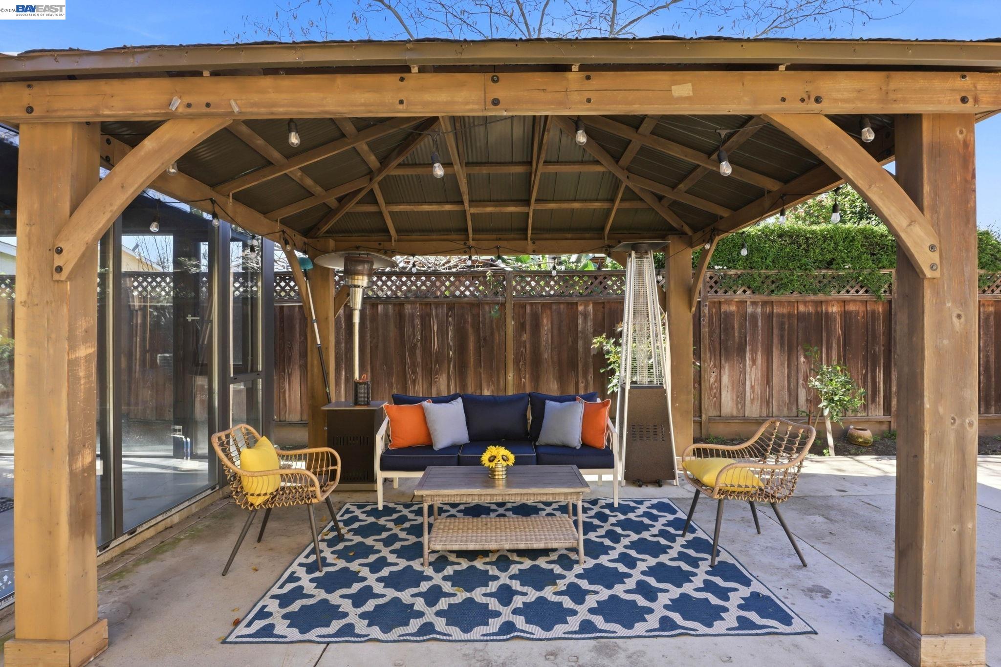 Detail Gallery Image 42 of 50 For 20289 Meadowlark Dr, Castro Valley,  CA 94546 - 4 Beds | 3 Baths