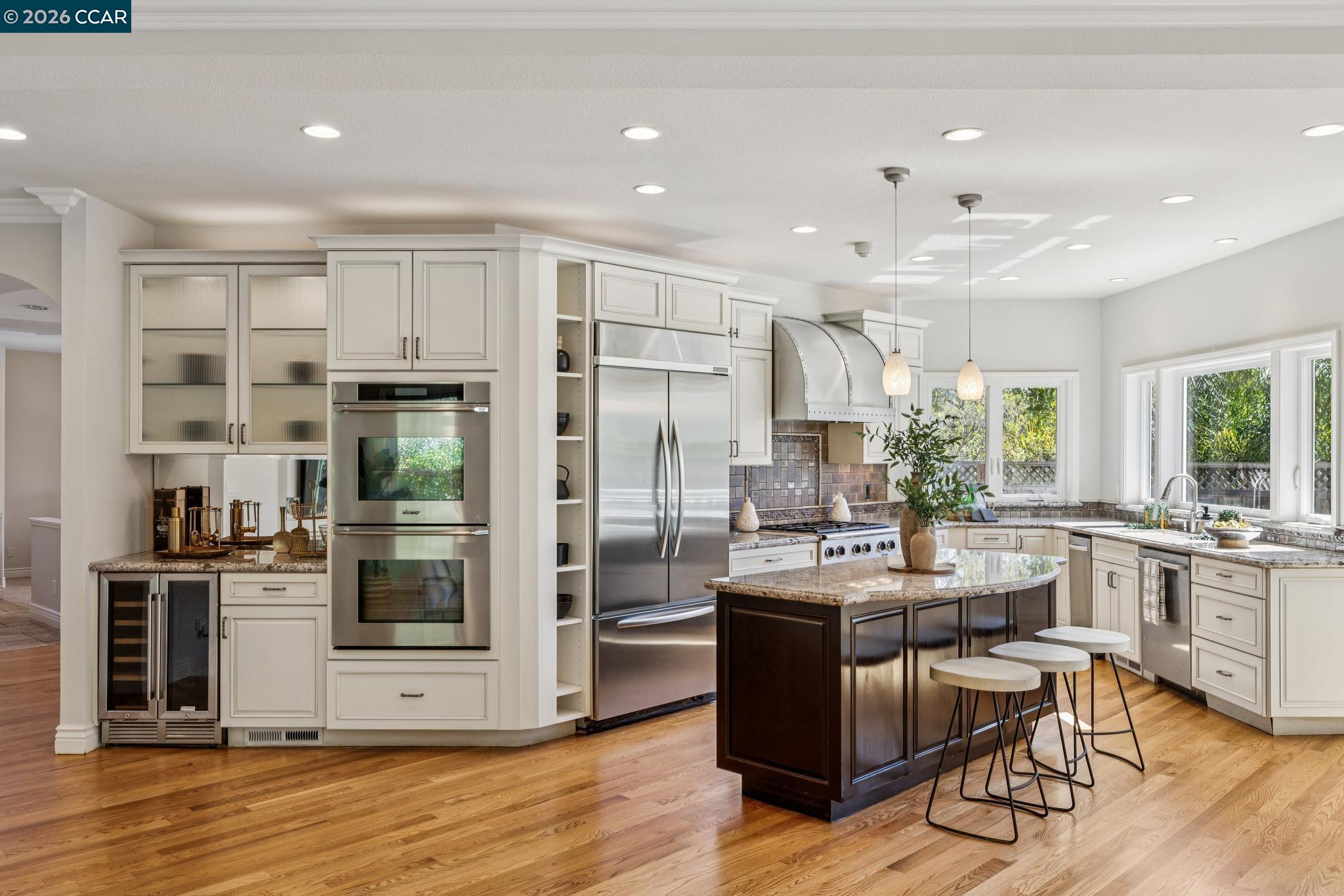 Detail Gallery Image 3 of 60 For 34 Sugarloaf Ter, Alamo,  CA 94507 - 5 Beds | 3 Baths