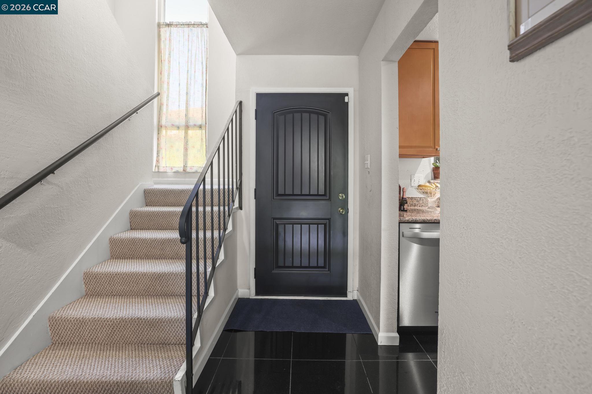 Photo #3: 41126622 Listing: Photo #3